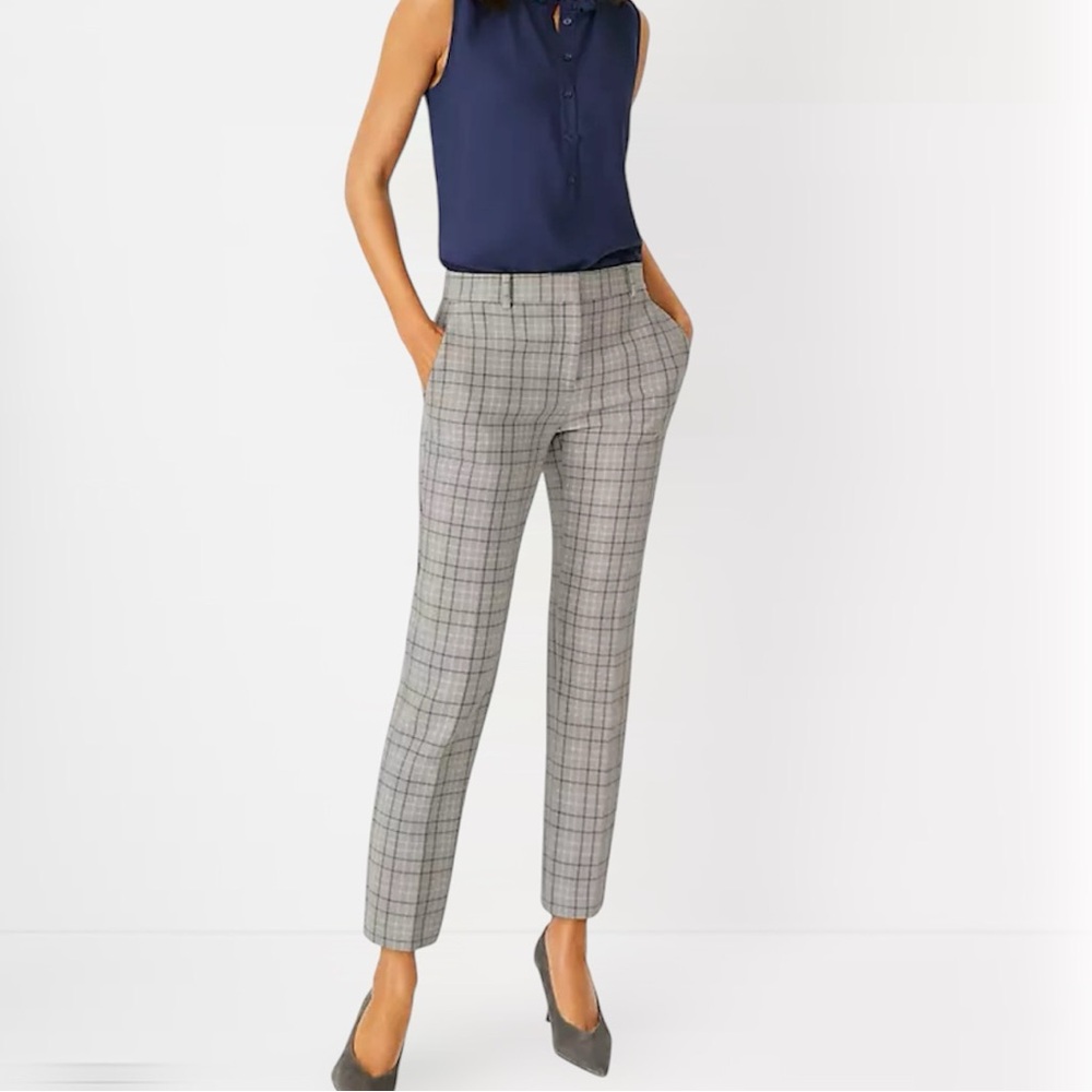 Ann Taylor‎ women The Straight pants size 2 petite